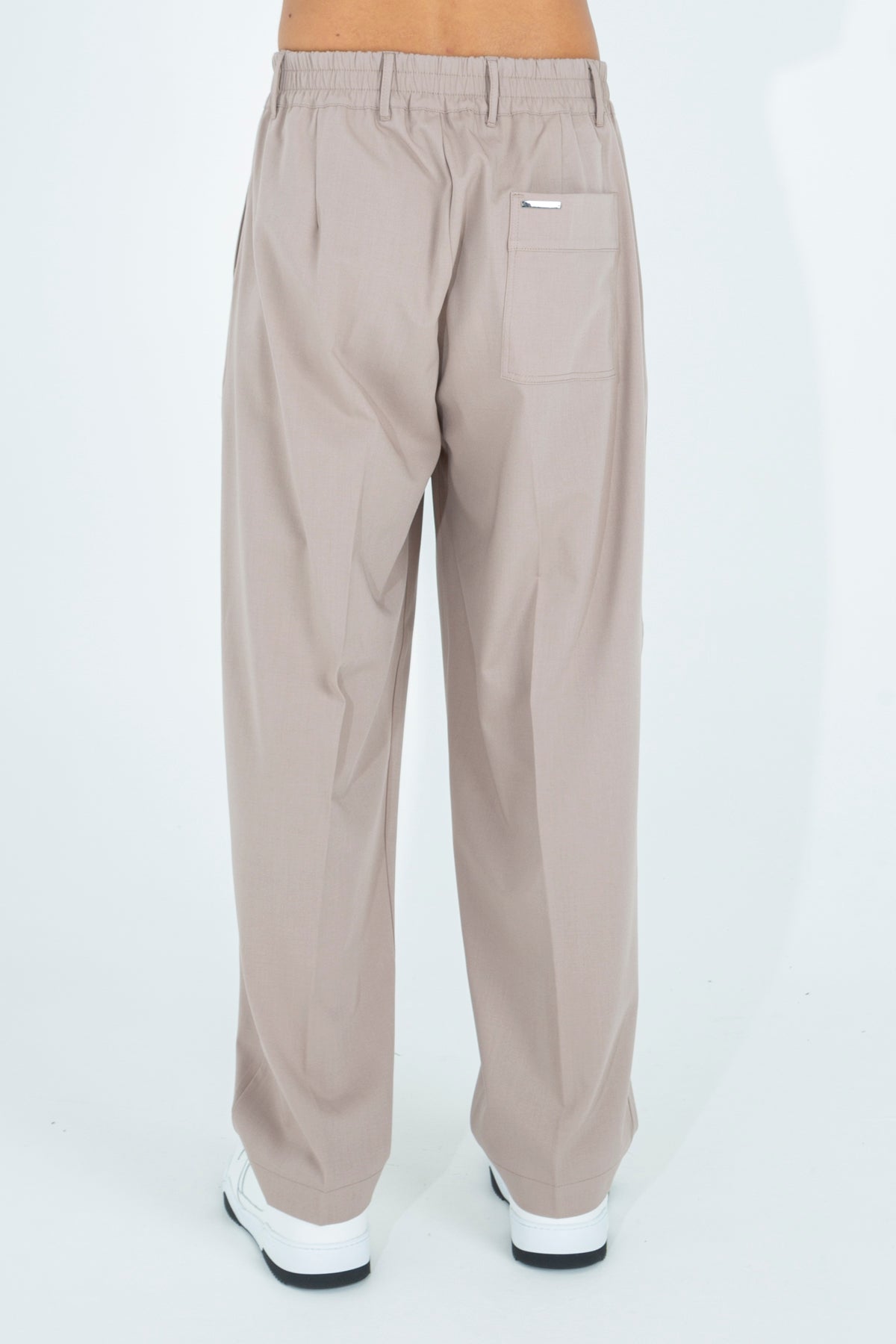 Pantalone wide fit