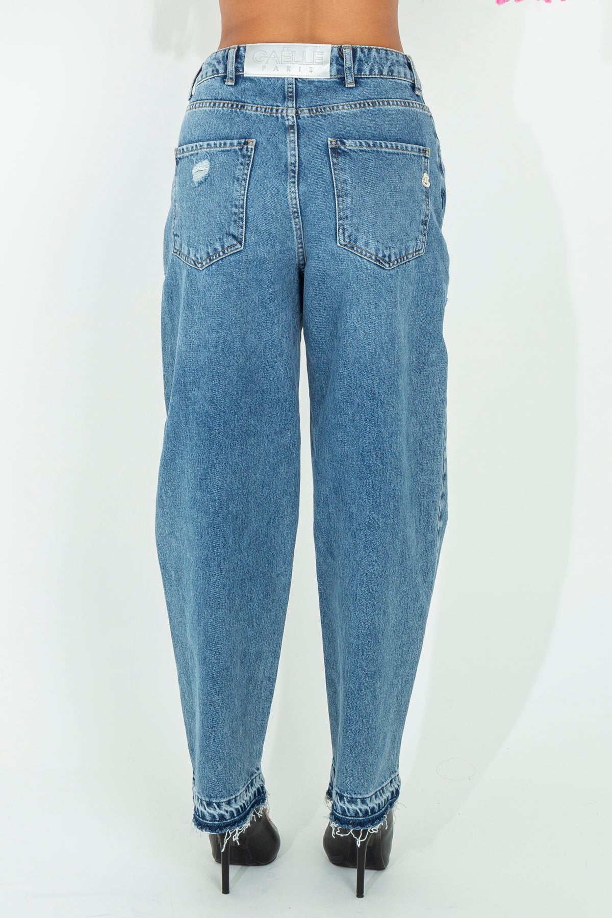 Jeans slouchy con rotture