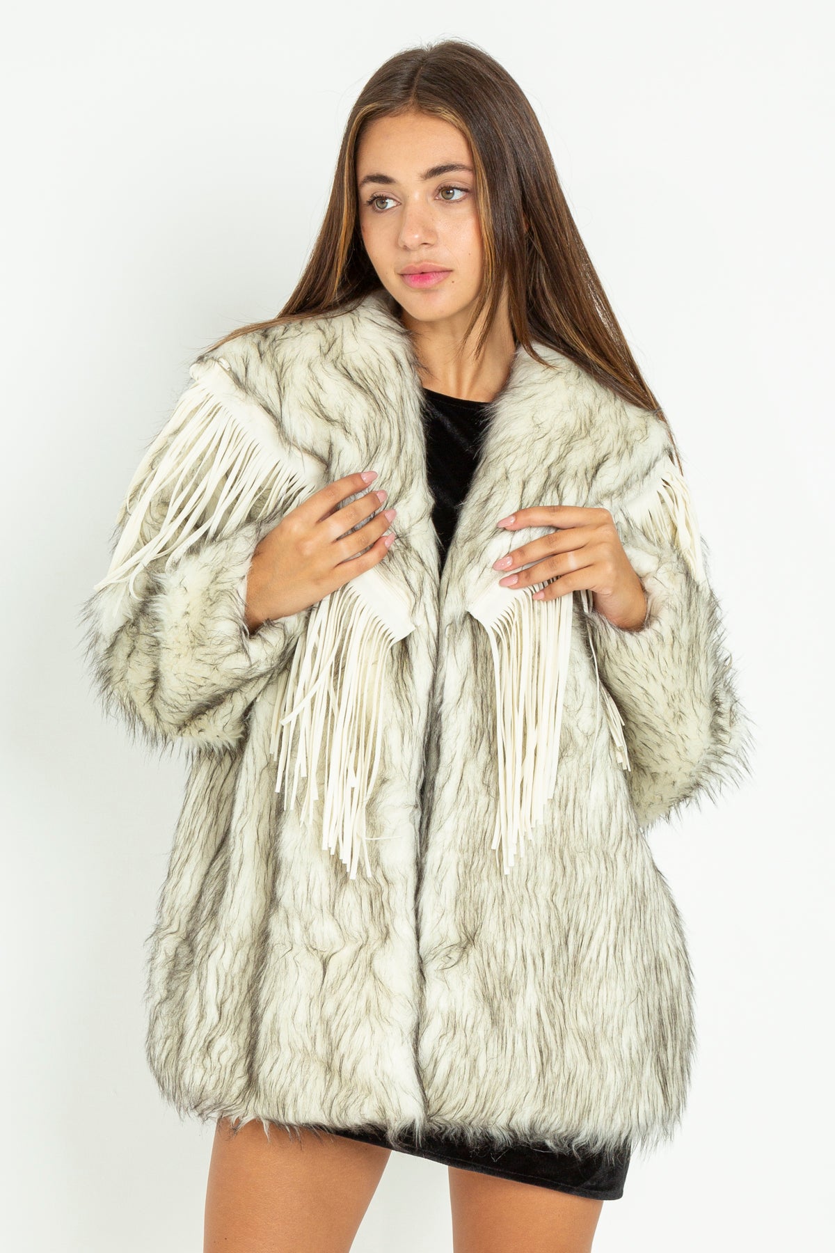 Pelliccia eco-fur con frange