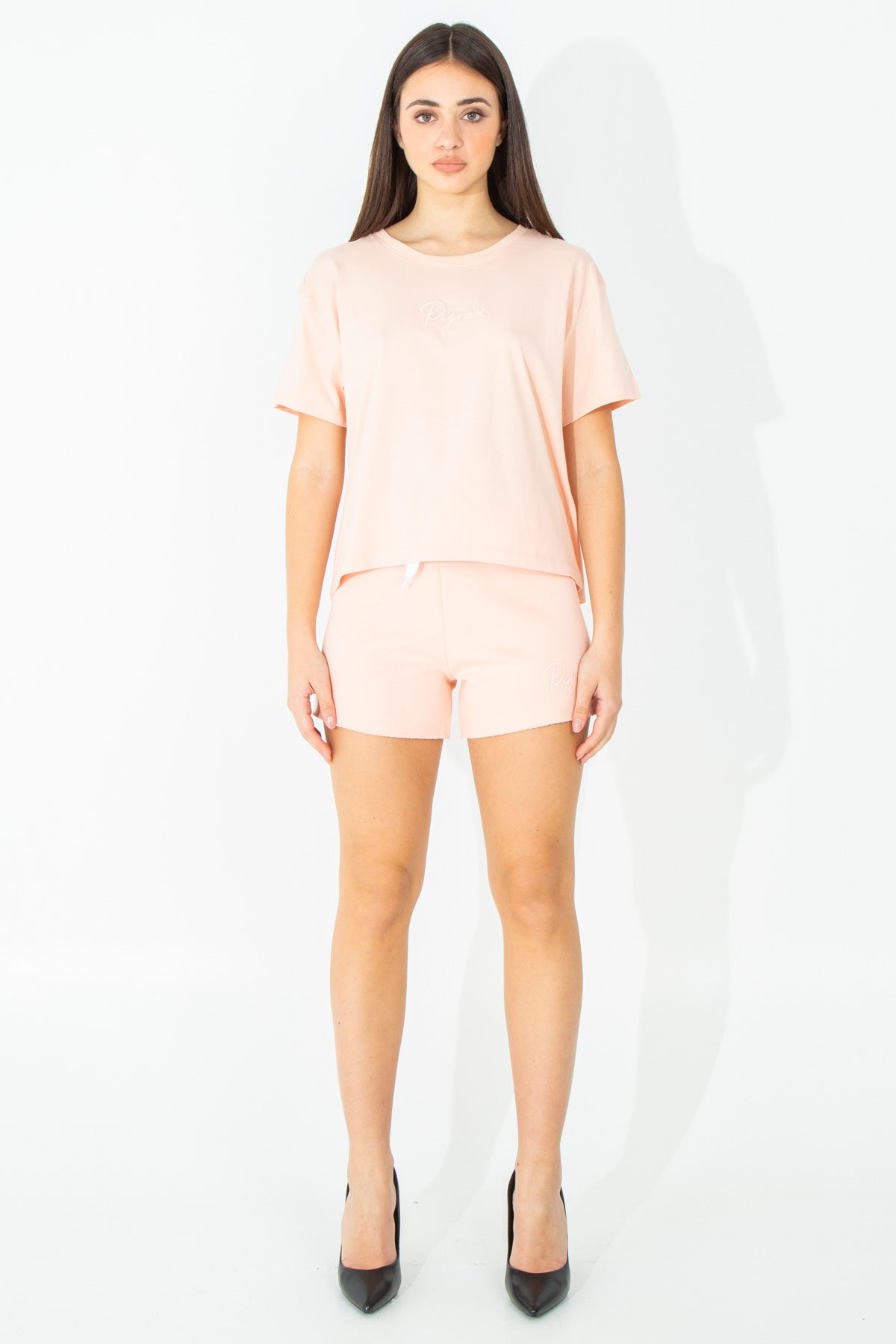 Basic shorts with raw cut bottom