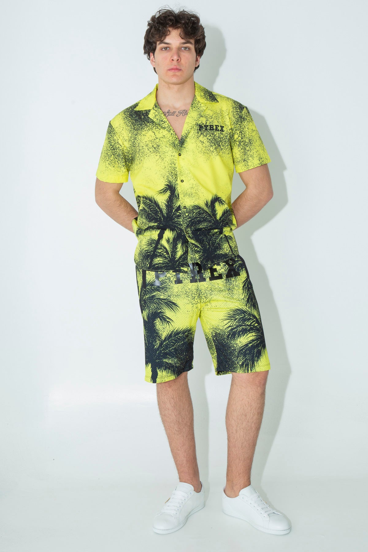Palm mesh Bermuda shorts