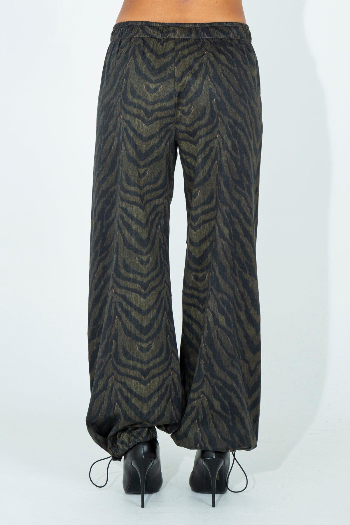 Pantalone baggy animalier