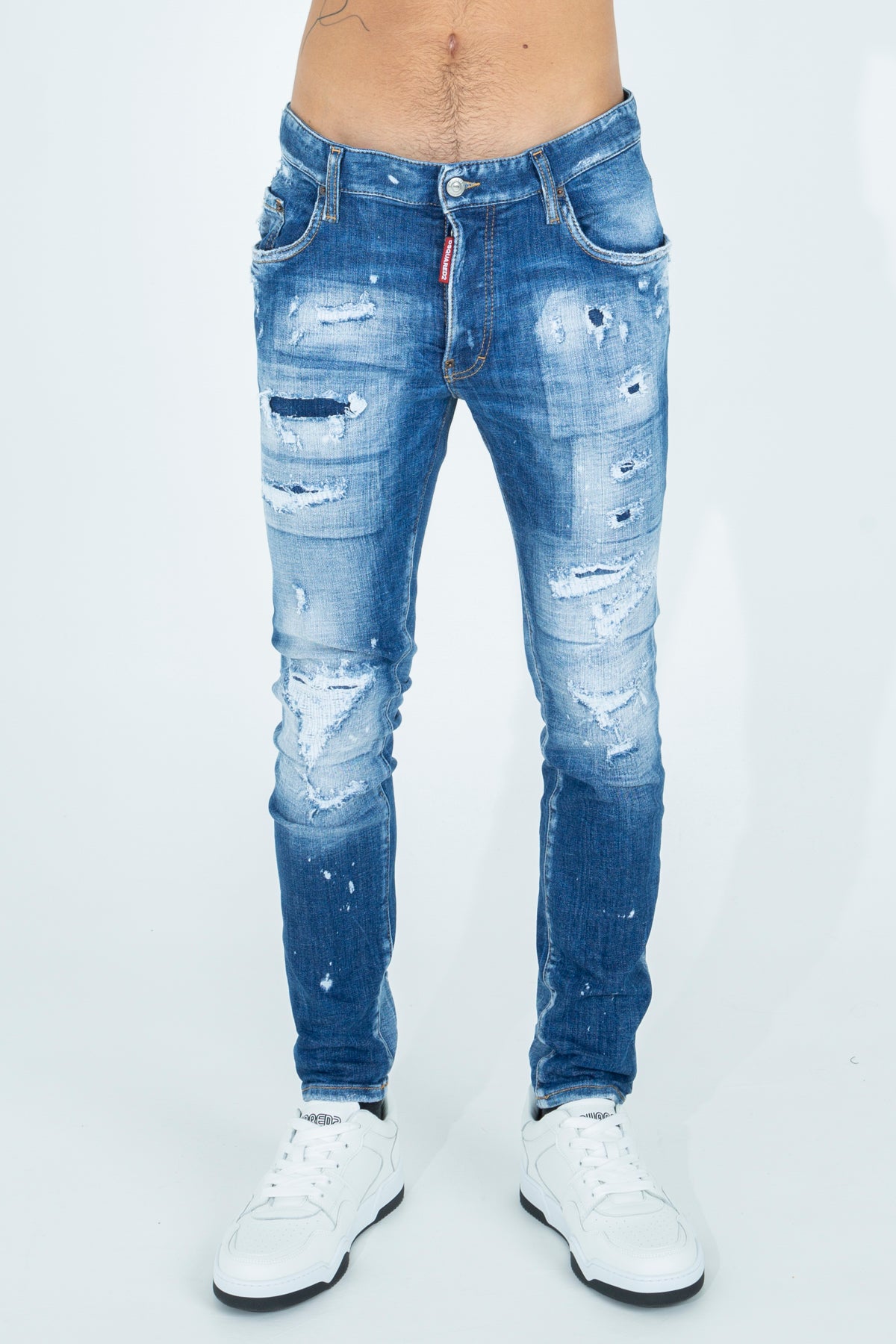 Jeans stretch con rotture