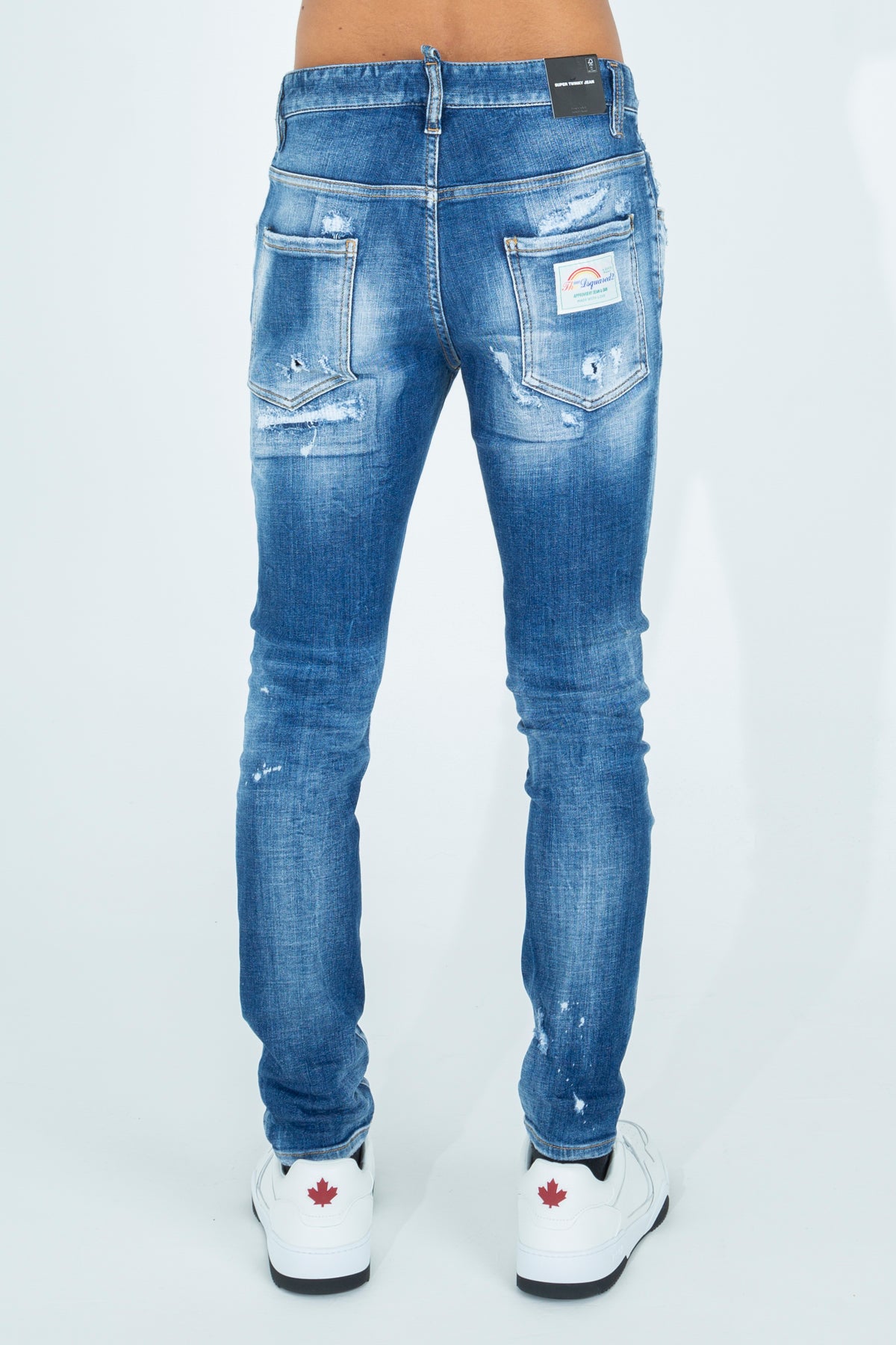 Jeans stretch con rotture